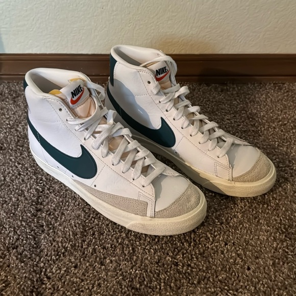 Nike Blazers - Picture 1 of 5
